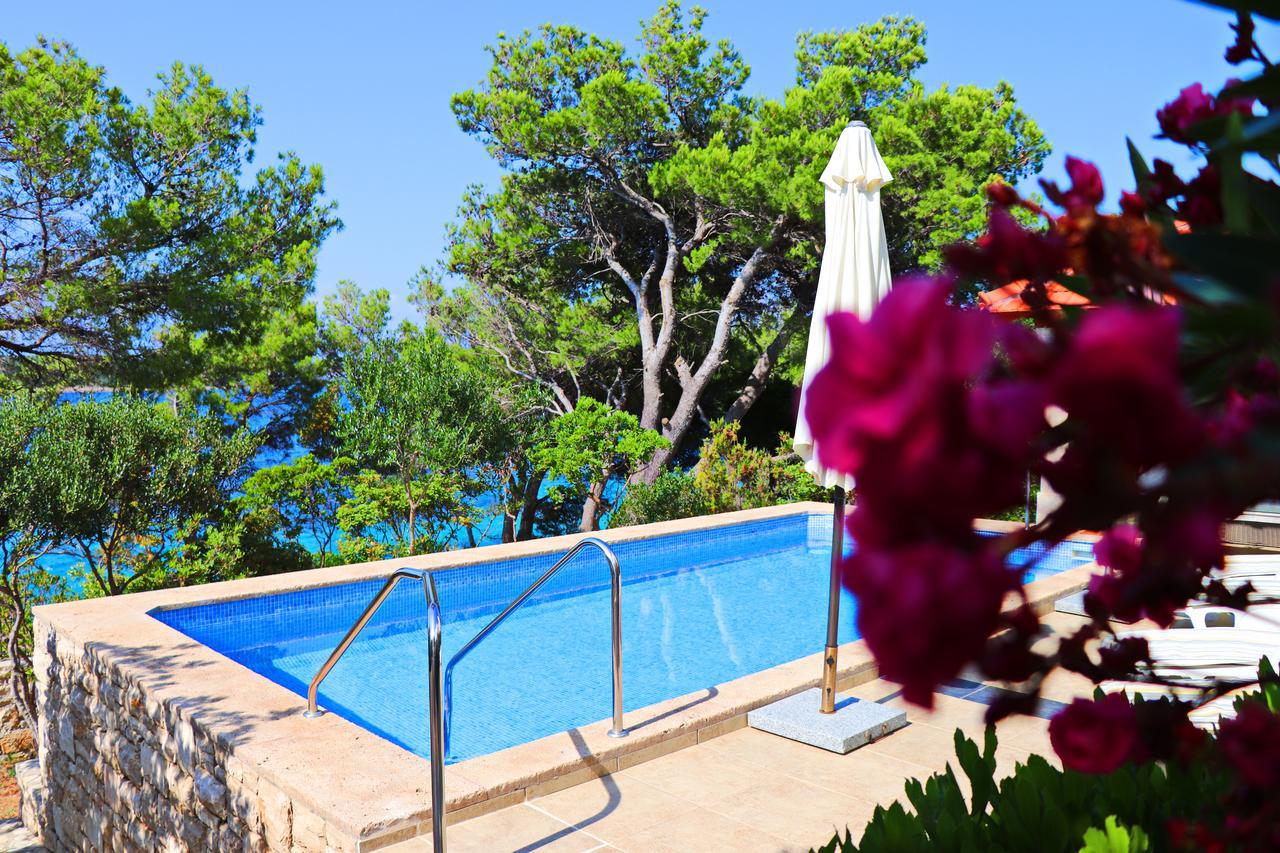 Villa Nova Vela Luka Exterior foto